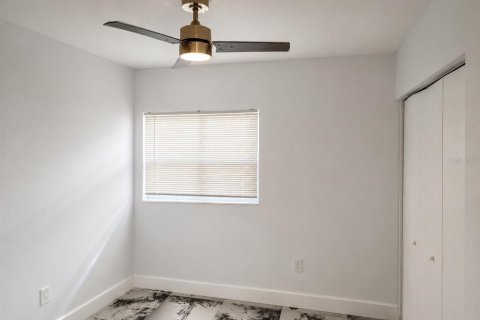 Villa ou maison à vendre à Orlando, Floride: 4 chambres, 118.91 m2 № 2314784 - photo 12