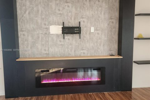 Снять в аренду виллу или дом в Уинтер-Хейвен, Флорида 3 спальни, № 1989537 - фото 2