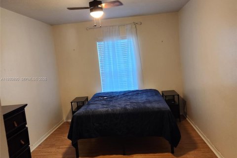 Снять в аренду виллу или дом в Уинтер-Хейвен, Флорида 3 спальни, № 1989537 - фото 13