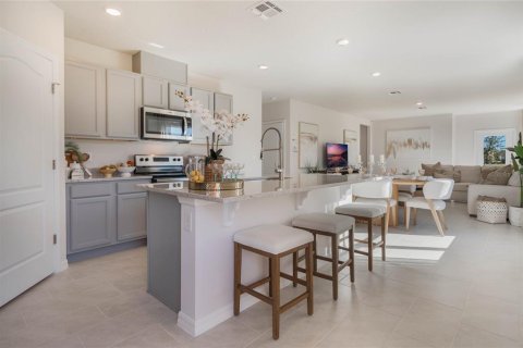 Casa en venta en Winter Haven, Florida, 4 dormitorios, 154.68 m2 № 1905118 - foto 9