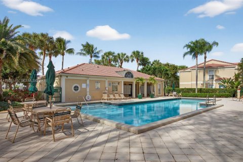 Condo in Coral Springs, Florida, 1 bedroom  № 1996019 - photo 26