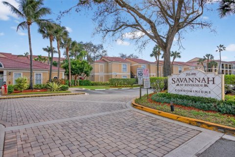Condo in Coral Springs, Florida, 1 bedroom  № 1996019 - photo 27