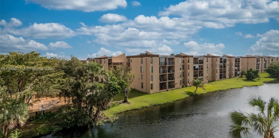 Condo à Miami, Floride, 2 chambres  № 2089187