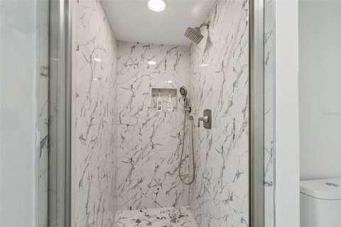 Villa ou maison à vendre à Treasure Island, Floride: 4 chambres, 227.61 m2 № 2202490 - photo 25