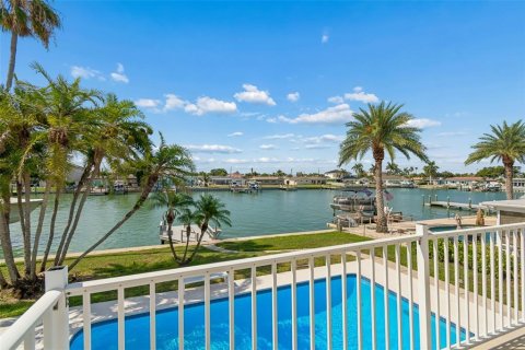 Villa ou maison à vendre à Treasure Island, Floride: 4 chambres, 227.61 m2 № 2202490 - photo 29