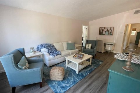 Villa ou maison à louer à Sarasota, Floride: 3 chambres, 116.5 m2 № 2115497 - photo 5