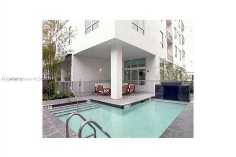 Condominio en venta en Miami, Florida, 1 dormitorio, 72.84 m2 № 1948465 - foto 11