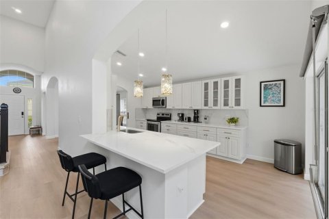 Villa ou maison à vendre à Kissimmee, Floride: 5 chambres, 212.37 m2 № 2139400 - photo 14