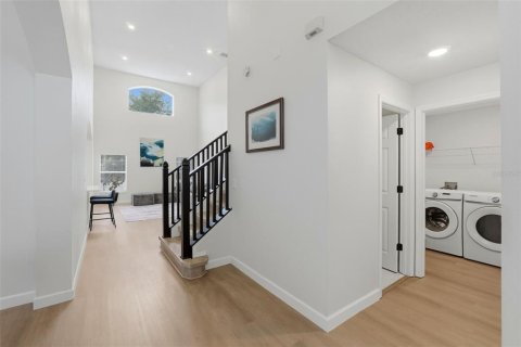 Villa ou maison à vendre à Kissimmee, Floride: 5 chambres, 212.37 m2 № 2139400 - photo 9