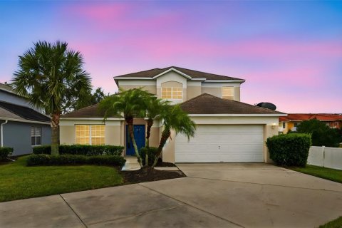 Villa ou maison à vendre à Kissimmee, Floride: 5 chambres, 212.37 m2 № 2139400 - photo 2