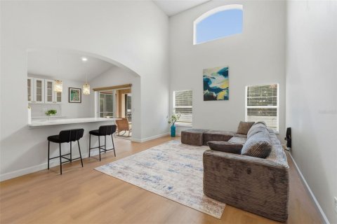 Villa ou maison à vendre à Kissimmee, Floride: 5 chambres, 212.37 m2 № 2139400 - photo 12