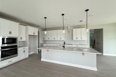 Casa en venta en Oviedo, Florida, 6 dormitorios, 457.82 m2 № 1532006 - foto 4