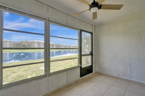 Condo in Davie, Florida, 2 bedrooms  № 2250575 - photo 19