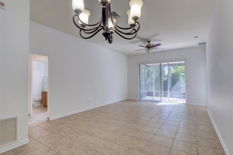 Villa ou maison à vendre à Clermont, Floride: 4 chambres, 149.02 m2 № 2230529 - photo 6
