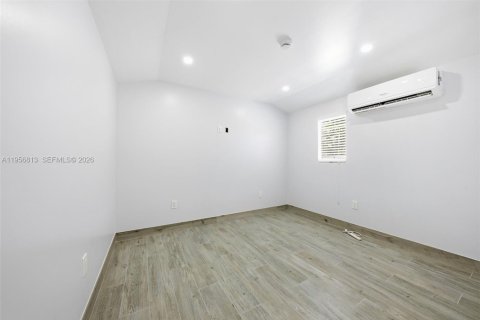 Villa ou maison à vendre à Homestead, Floride: 4 chambres, 174.66 m2 № 2023721 - photo 25