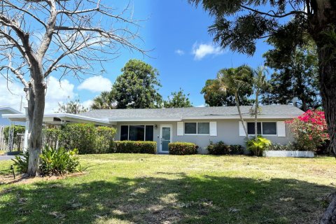 Villa ou maison à Boca Raton, Floride 3 chambres, 137.96 m2 № 2153823