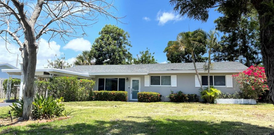 Villa ou maison à Boca Raton, Floride 3 chambres, 137.96 m2 № 2153823
