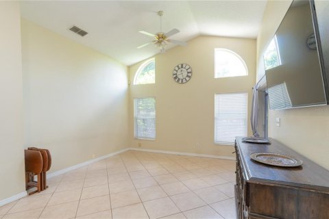 House in Orlando, Florida 3 bedrooms, 152.55 sq.m. № 1848527 - photo 10
