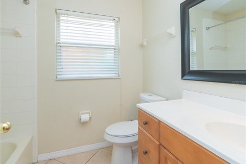 House in Orlando, Florida 3 bedrooms, 152.55 sq.m. № 1848527 - photo 15