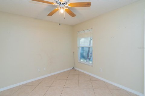 House in Orlando, Florida 3 bedrooms, 152.55 sq.m. № 1848527 - photo 13