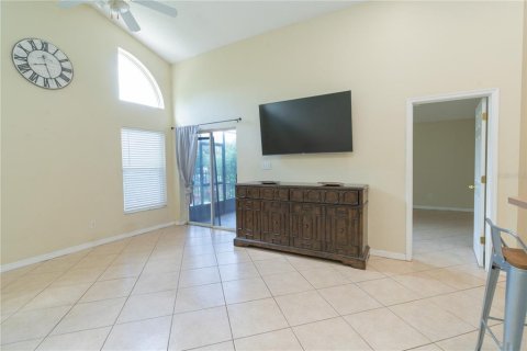 House in Orlando, Florida 3 bedrooms, 152.55 sq.m. № 1848527 - photo 12