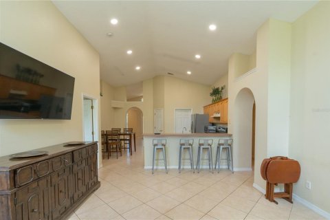 House in Orlando, Florida 3 bedrooms, 152.55 sq.m. № 1848527 - photo 11