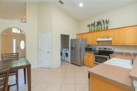 House in Orlando, Florida 3 bedrooms, 152.55 sq.m. № 1848527 - photo 7