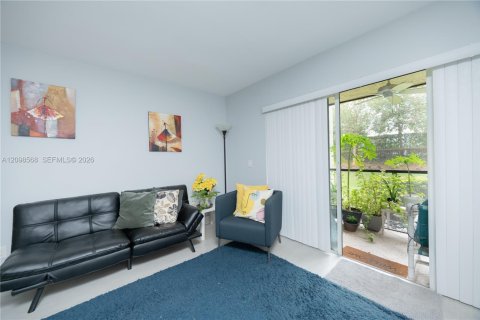 Copropriété à vendre à Weston, Floride: 2 chambres, 113.34 m2 № 2402335 - photo 12