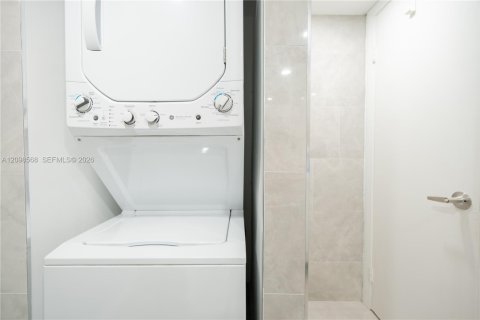 Copropriété à vendre à Weston, Floride: 2 chambres, 113.34 m2 № 2402335 - photo 16