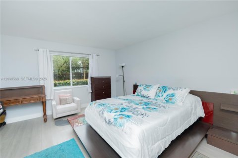 Copropriété à vendre à Weston, Floride: 2 chambres, 113.34 m2 № 2402335 - photo 21