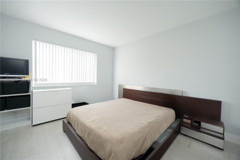 Copropriété à vendre à Weston, Floride: 2 chambres, 113.34 m2 № 2402335 - photo 17