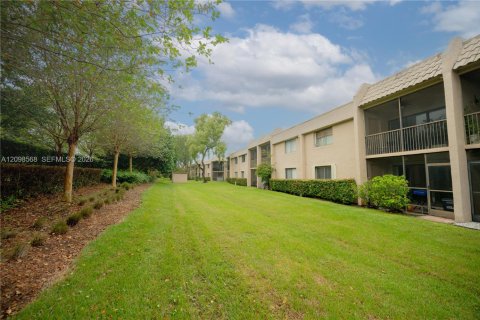 Copropriété à vendre à Weston, Floride: 2 chambres, 113.34 m2 № 2402335 - photo 29