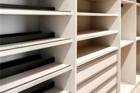 Casa en alquiler en Miami Beach, Florida, 4 dormitorios, 347.73 m2 № 2059734 - foto 30