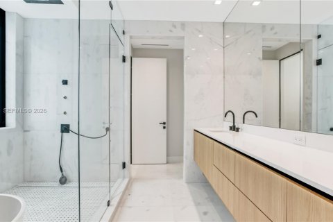 Casa en alquiler en Miami Beach, Florida, 4 dormitorios, 347.73 m2 № 2059734 - foto 26