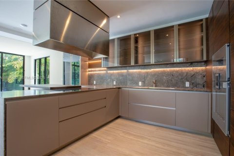 Casa en alquiler en Miami Beach, Florida, 4 dormitorios, 347.73 m2 № 2059734 - foto 17