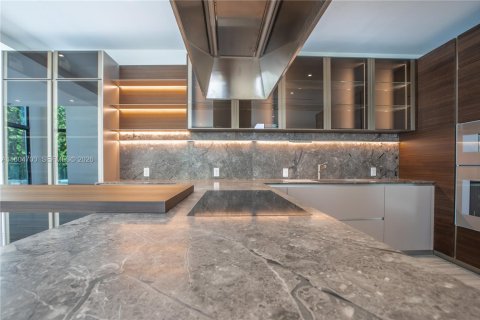 Casa en alquiler en Miami Beach, Florida, 4 dormitorios, 347.73 m2 № 2059734 - foto 16