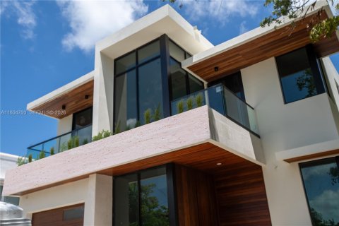 Casa en alquiler en Miami Beach, Florida, 4 dormitorios, 347.73 m2 № 2059734 - foto 5