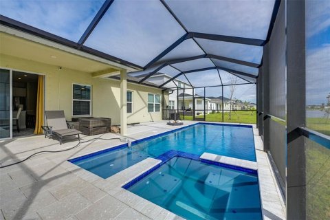House in Parrish, Florida 4 bedrooms, 167.97 sq.m. № 2425906 - photo 2