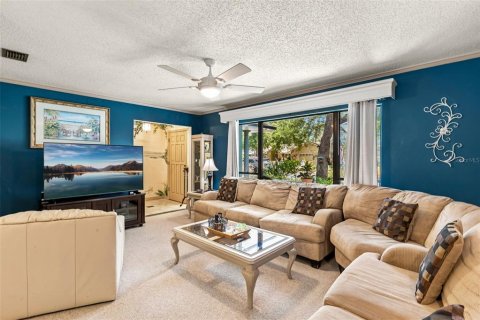 House in Longwood, Florida 4 bedrooms, 201.69 sq.m. № 2203293 - photo 5