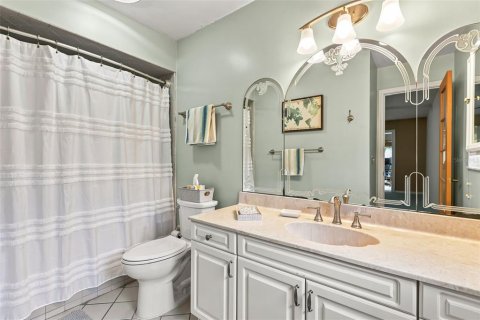 House in Longwood, Florida 4 bedrooms, 201.69 sq.m. № 2203293 - photo 19