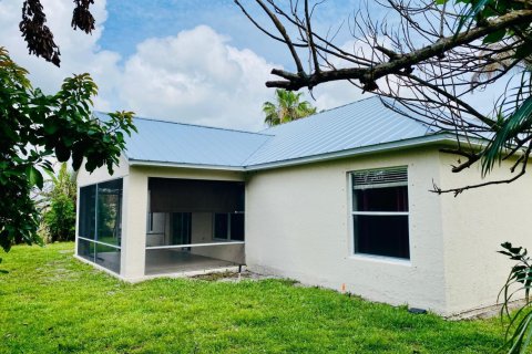 Villa ou maison à louer à Port St. Lucie, Floride: 3 chambres, 186.36 m2 № 2175771 - photo 22