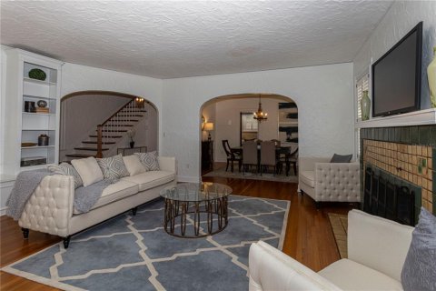 Casa en alquiler en Orlando, Florida, 4 dormitorios, 196.21 m2 № 1918467 - foto 8