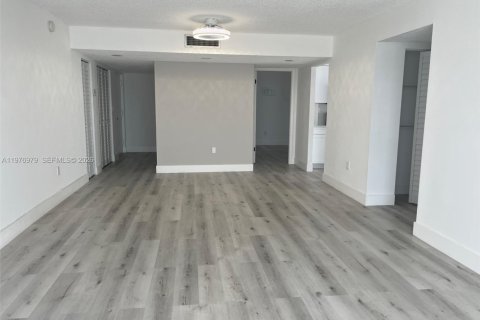 Купить кондоминиум в Майами-Бич, Флорида 2 спальни, 101.45м2, № 2043415 - фото 10