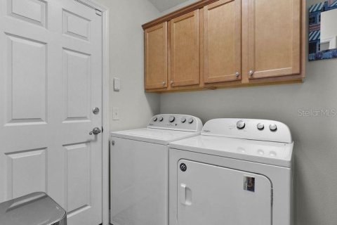 Casa en venta en The Villages, Florida, 2 dormitorios, 110.37 m2 № 1908635 - foto 14