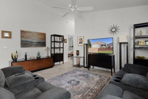 Casa en venta en The Villages, Florida, 2 dormitorios, 110.37 m2 № 1908635 - foto 8