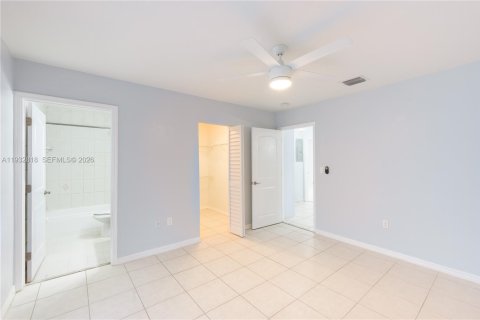 Купить виллу или дом в Майами, Флорида 3 спальни, 116.69м2, № 1991666 - фото 21