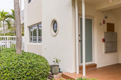 Снять в аренду кондоминиум в Майами, Флорида 1 спальня, 64.75м2, № 1989567 - фото 10