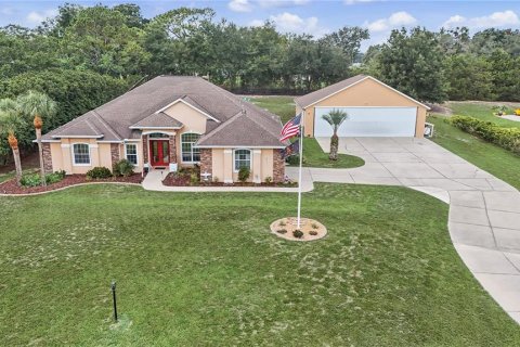 House in Ocala, Florida 4 bedrooms, 244.05 sq.m. № 2277105