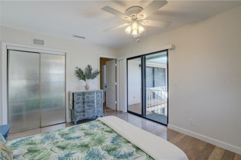Townhouse in Vero Beach, Florida 2 bedrooms, 115.57 sq.m. № 2377702 - photo 27