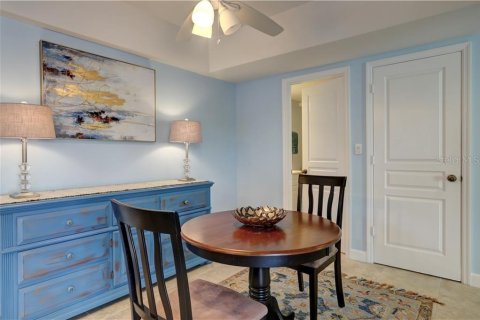 Townhouse in Vero Beach, Florida 2 bedrooms, 115.57 sq.m. № 2377702 - photo 16